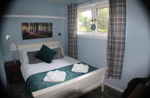 Balloch Apartment | Pet-Friendly River View Apartment with Great Guest Reviews