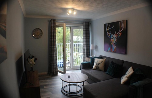 Balloch Apartment | Pet-Friendly River View Apartment with Great Guest Reviews