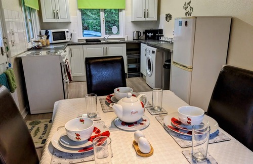 Tummel Bridge Cottage | River View Cottage in Perthshire