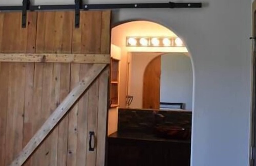 Chiloquin House | River View!! Pets Ok! Short drive to Crater Lake!!