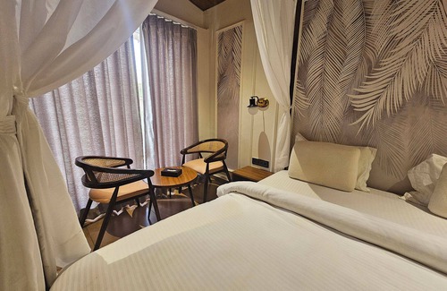 Rajpipla Hotel | River view Tent Resort