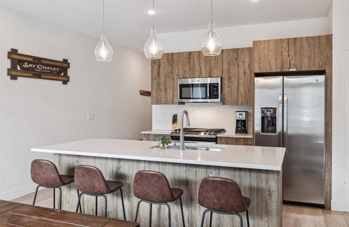 Silverthorne Condo | Discover River West 522: Cozy Condo with Hot Tub Access