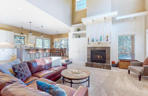 RiverWild House | Experience River Wild at Mt. Bachelor Village Retreat
