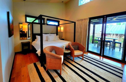 Spicewood Villa | Discover Riverbend Cabin #08: Family-Friendly Retreat