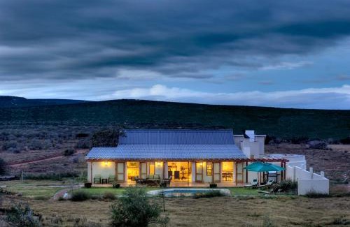 Addo Cabin | Elegant River Bend Lodge: 5-Star Stay with Comforts