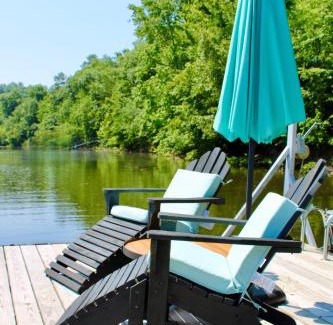 Crane Hill House | Family-Focused Riverbend Ranch with Ocean Views & Pet-Friendly!