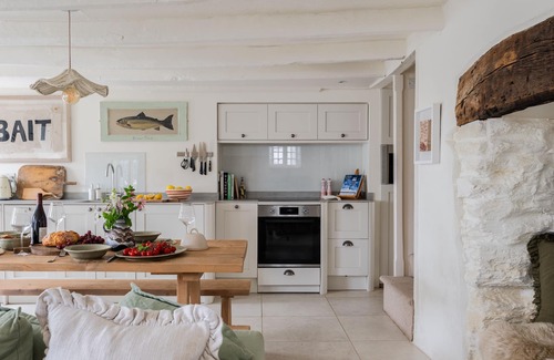 Newton Ferrers Cottage | Riverdale - a cottage that sleeps 4 guests in 2 bedrooms