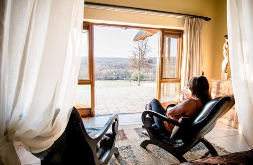 Vaalwater Cabin | Discover Riverdance Lodge: Family-Friendly & Poolside Fun