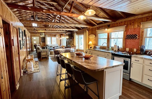 Baldwin Cabin | Secluded Riverfront Cabin with Ocean View & Child-Friendly Perks
