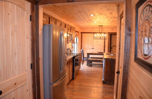 Mineral Bluff House | Riverfront Retreat by Toccoa River with Hot Tub & Pool