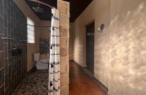 Mammoth House | Serene Riverfront Canyon Suite with Hot Tub & Fire Pit