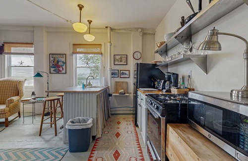 Wiscasset Condo | Riverside Retreat: Deck with Water Views, Steps to Dining