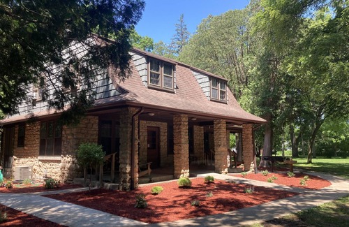 Galt Cottage | Riverfront Cottage: Historic Park Stay with Family-Friendly Amenities