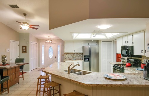 Dunnellon House | Riverside Haven in Dunnellon with Private Dock & Pool