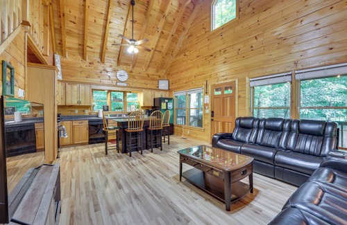 Ellijay Cabin | Riverfront Ellijay Cabin with Deck and Pool Access