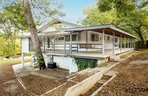 New Braunfels House | Riverfront Farmhouse with Kayaks and Scenic Views