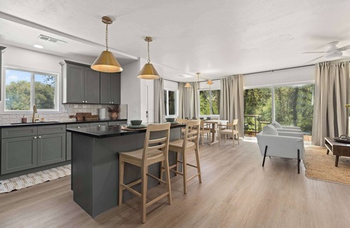 Three Rivers House | Discover The River House at Kaweah River: Rated 9.8/10