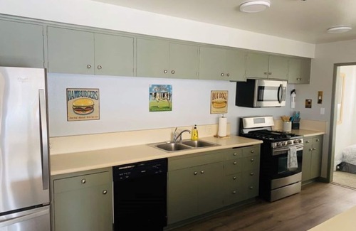 Bullhead City House | Riverfront Retreat with Casino View and Oceanfront Spa