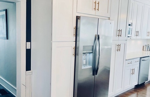 Bellaire House | Riverside Retreat in Downtown Bellaire: Pets Welcome & Views
