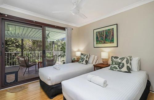 Elanora House | Relaxing Riverfront Oasis with Hot Tub in Elanora