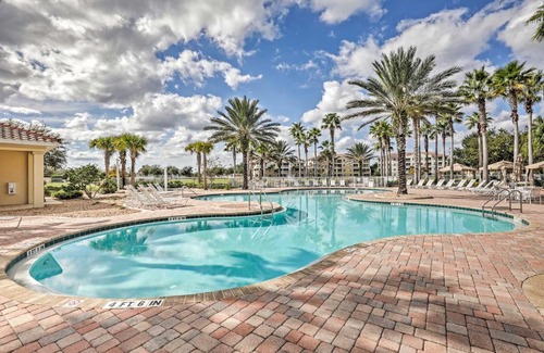 Palm Coast Apartment | Idyllic Riverfront Palm Coast Retreat with Spa & Ocean Views