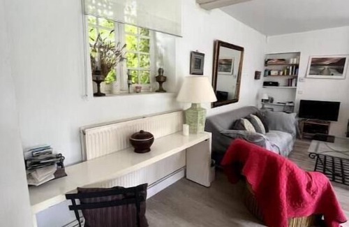 Aulnay-la-Riviere House | Relaxing Riverfront Pool House in a Beautiful Park Setting