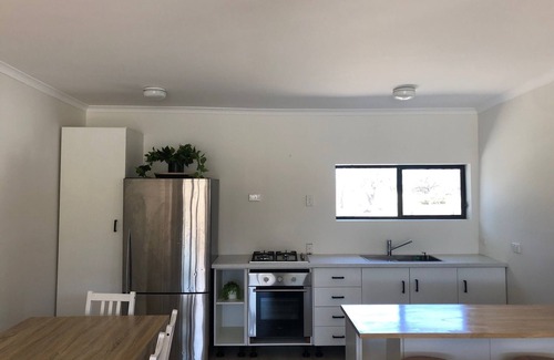 Murraylands House | Scenic Riverfront Retreat at Big Bend with Family Amenities