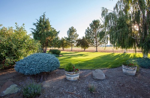 Prosser House | Experience Riverfront Ranch House in Picturesque Wine Country
