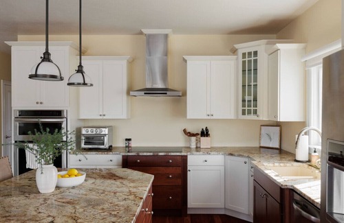 Alexandria Bay House | Riverfront Retreat: Scenic Dock Access & Ocean View Rooms