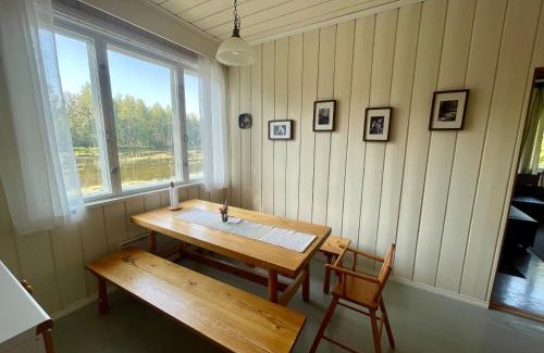 Lasakoski Ski Chalet | Riverfront Retreat Willa Lohi with sauna, rapids & wild nature