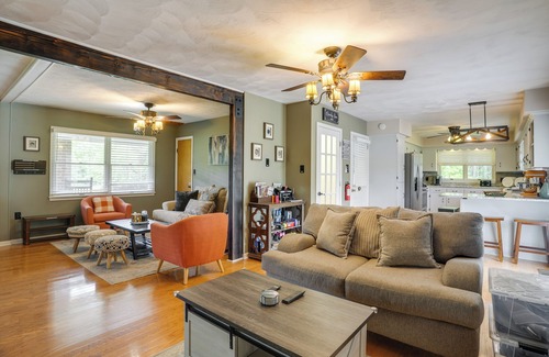 Shenandoah House | Scenic Shenandoah Riverfront Retreat with Kayaks & Tubing