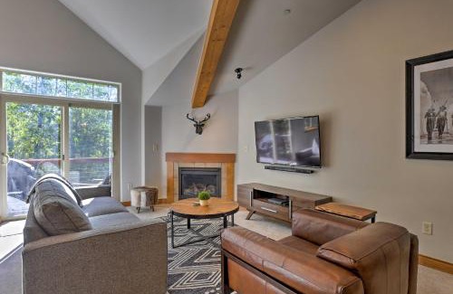 Willow Grove Apartment | Relaxing Riverfront Silverthorne Condo with Balcony & Grill