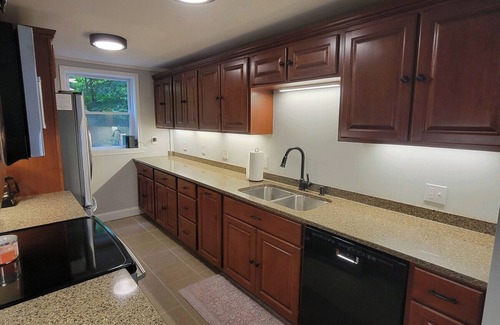 Pulaski House | Beautiful Riverfront Retreat at Staircase Fishing Hotspot