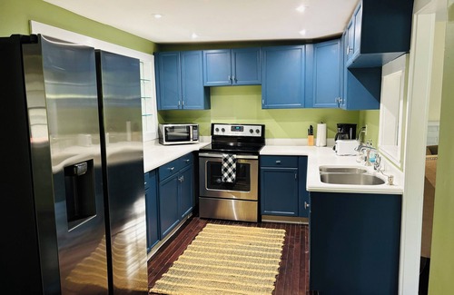 Weston House | Riverfront Weston Home-1 Hr to NYC.Easy access to restaurants, I-95 & Parkway