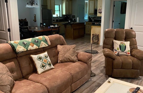 Mount Ida House | Discover Riverglen Estate: Family Haven with Scenic Trails