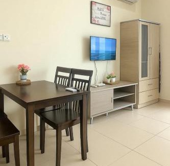 Kuching Apartment | Riverine Resort Diamond, 11-05