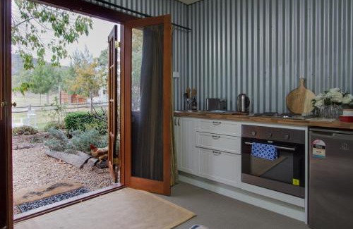 Cudgegong Apartment | Inviting Riverlea Cottage with Pool & Family-Friendly Amenities