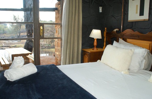 Tonteldoos Cabin | Riverman Cabin: 10/10 Rated with Family-Friendly Amenities