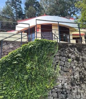 Kodaikanal Bed & Breakfast | Pet-Friendly Riverrun with Breakfast and Family Amenities