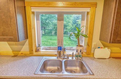 Northfield Apartment | River’s Bend: 10/10 Rated Stay, Just Minutes to Montpelier