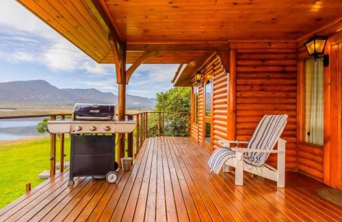 Overstrand House | Eco-Friendly Rivers End Farm with Ocean Views & Hot Tub