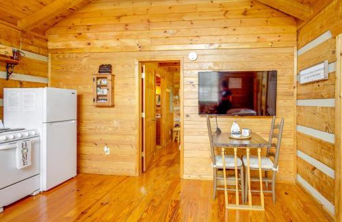Bean Station House | Rivers View: Cherokee Lake Cabin with Fire Pit & High Ratings