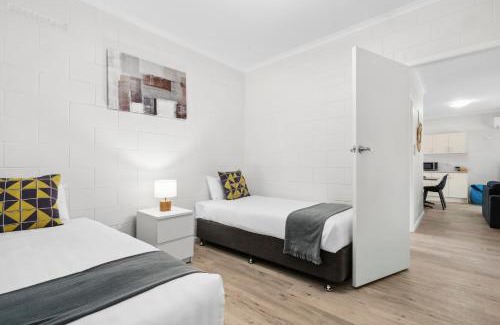 Paringa House | Family-Friendly Riversands Rest: Tea Tree Cottage Escape