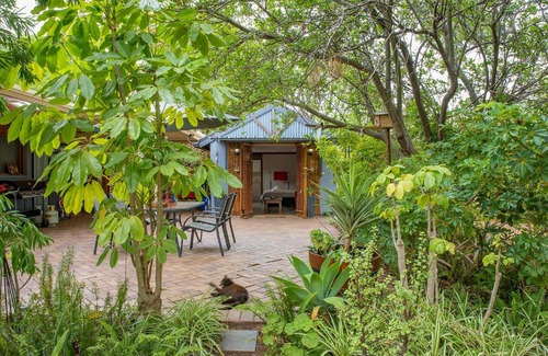 Murtho House | Pet Friendly Escape at Rivershack - 9/10 Guest Rated
