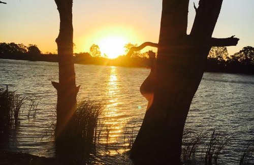 Murtho House | Pet Friendly Escape at Rivershack - 9/10 Guest Rated