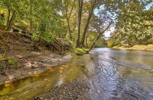 Ellijay Cabin | Unforgettable Rivershire Cottage Retreat in Ellijay, GA