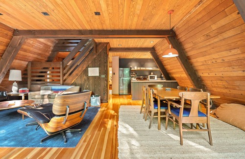 Rhododendron Cabin | Cozy Riverside A-frame with Private Deck & Spa Amenities