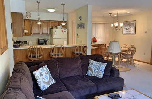 Lincoln Condo | Top-Rated RD103 with Pool & Kitchen - Family Friendly Stay