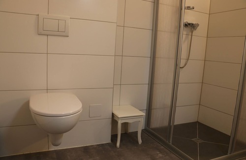 Rathausviertel Apartment | Comfortable Riverside Apartment in Central Location