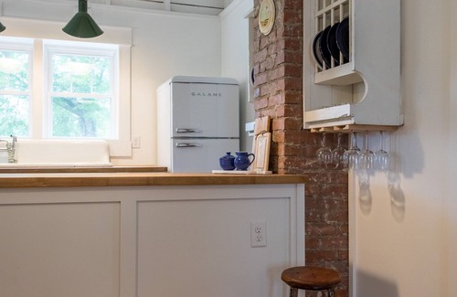 Pisgah Forest House | Riverside Bungalow: Guest Rated 10/10 Near Pisgah Forest